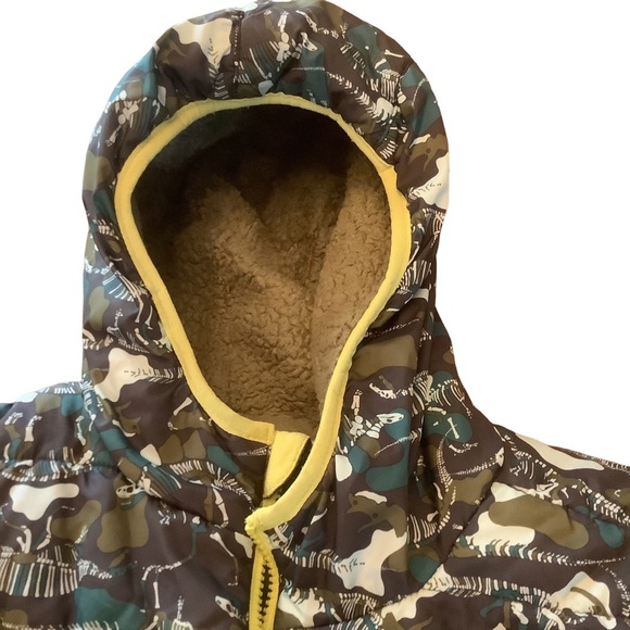 Cat & Jack Reversible Dinosaur Sherpa Puffer Jacket Boys Size L 10/12 - Picture 2 of 10